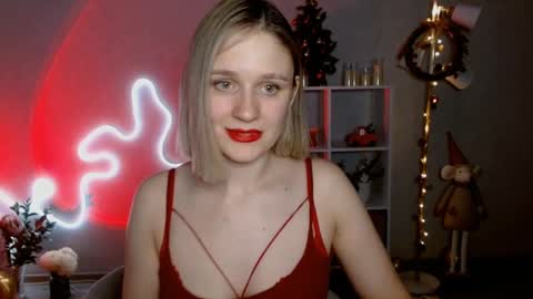 Michelle  online show from December 16, 6:32 am
