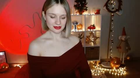 Michelle  online show from December 25, 6:41 am