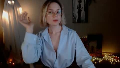 Michelle  online show from October 27, 4:16 am