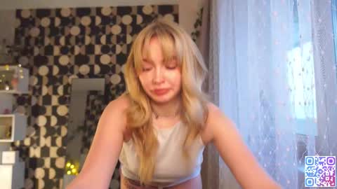 Snapshot of charming_daisy chatting on December 4, 8:23 am my fansly Charming daisy My Wishlist for new toys online show from December 4, 8:23 am