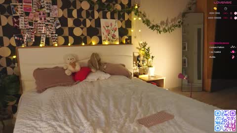 Snapshot of charming_daisy chatting on February 3, 2:11 pm my fansly Charming daisy My Wishlist for new toys online show from February 3, 2:11 pm