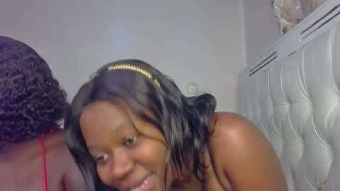 charming_kittie online show from September 19, 6:52 pm