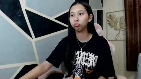 Charm online show from December 22, 4:42 am