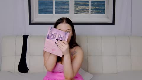 Snapshot of charming_lolla chatting on October 5, 11:46 pm charming_lolla online show from October 5, 11:46 pm