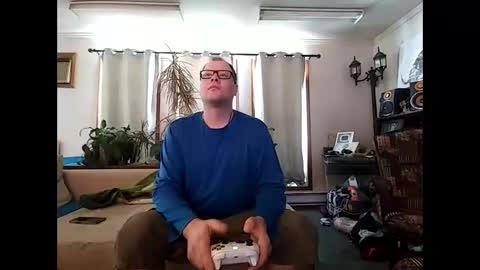 charmingatom online show from March 29, 5:02 pm