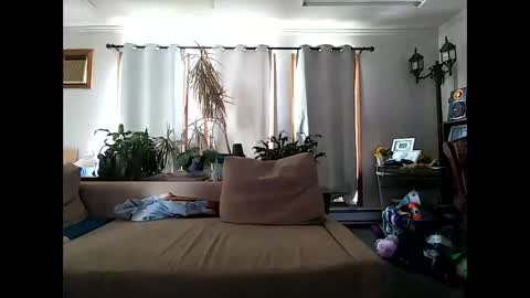 charmingatom online show from April 5, 9:01 pm