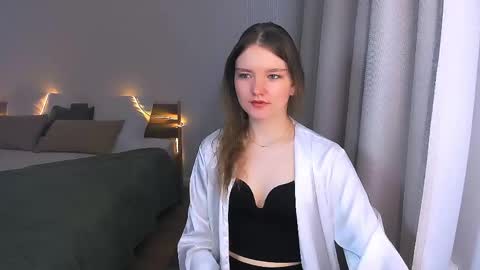 Snapshot of charminglookeva chatting on June 2, 3:08 am Im Eva online show from June 2, 3:08 am