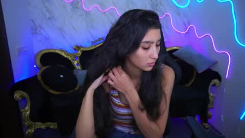 Snapshot of charmmocco chatting on February 3, 10:03 am SweetMoco online show from February 3, 10:03 am