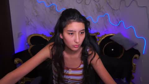 Snapshot of charmmocco chatting on February 5, 10:51 am SweetMoco online show from February 5, 10:51 am