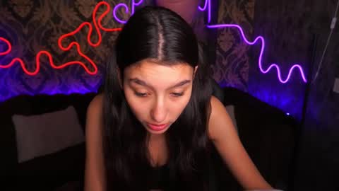 Snapshot of charmmocco chatting on February 14, 10:38 am SweetMoco online show from February 14, 10:38 am