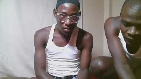 charmzboy online show from November 7, 12:49 pm