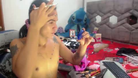 Diiosa v online show from February 7, 9:13 am