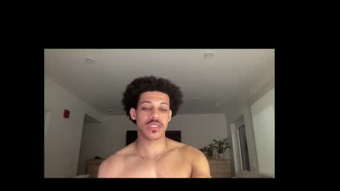 Snapshot of chase781897 chatting on March 29, 7:19 am chase781897 online show from March 29, 7:19 am