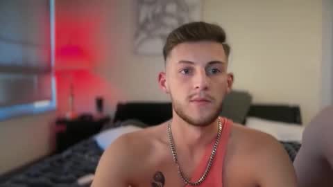 Snapshot of chaseleone chatting on March 22, 5:27 pm SmoothCanadianBoy online show from March 22, 5:27 pm