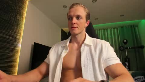 Chase Reed online show from November 19, 8:20 pm