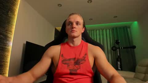 Chase Reed online show from November 30, 8:13 pm