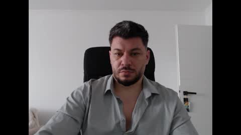 NoirTemptation online show from June 8, 8:37 am