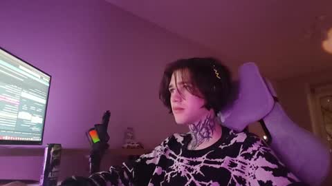 Ryan online show from December 17, 12:05 am