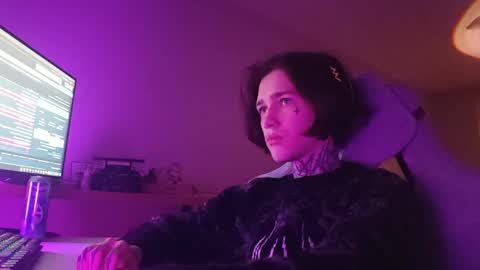 Snapshot of chasxr chatting on January 14, 12:05 am Ryan online show from January 14, 12:05 am