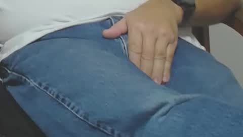 Snapshot of chat4b chatting on October 28, 2:42 pm chat4b online show from October 28, 2:42 pm