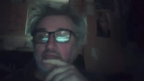 lee online show from February 15, 1:52 pm