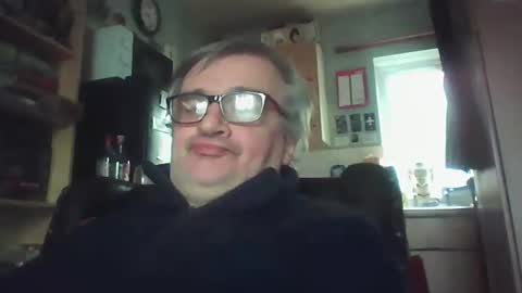 lee online show from March 7, 3:31 pm