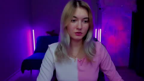 Betty online show from December 4, 1:14 am
