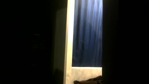 Snapshot of chaturbatordeluxe chatting on June 16, 3:31 am chaturbatordeluxe online show from June 16, 3:31 am