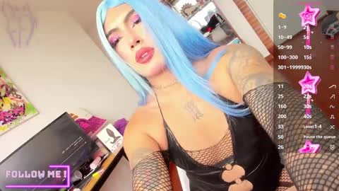 Sophie  online show from January 31, 4:17 pm