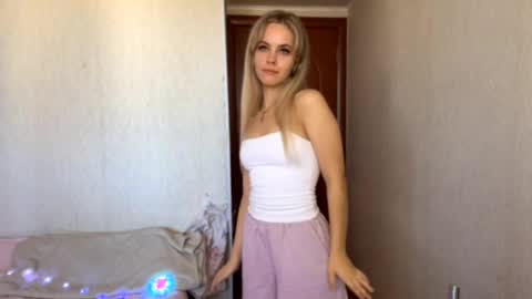 Milissa online show from September 9, 10:37 am