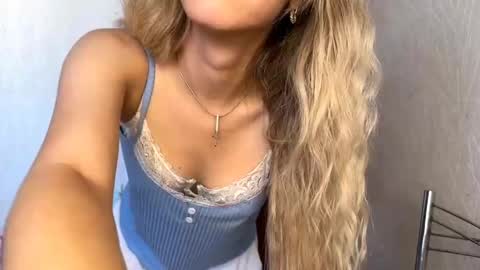 Milissa online show from September 17, 11:56 am