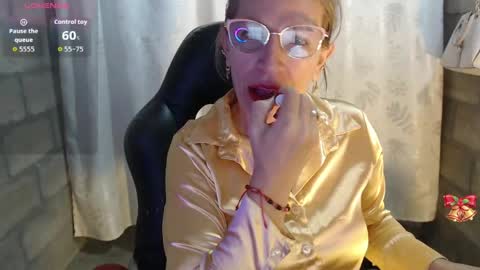 CHAYLA VICTORIA RUIZ  online show from March 19, 1:04 pm