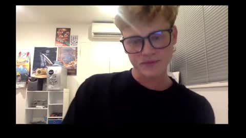 Chaz088 online show from June 15, 9:33 am