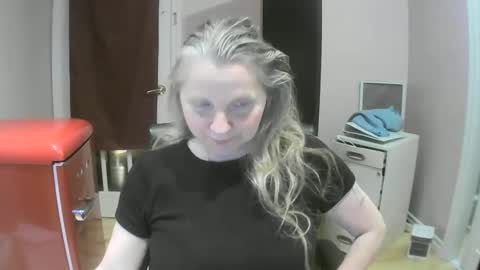 chealsiek online show from October 1, 11:44 pm