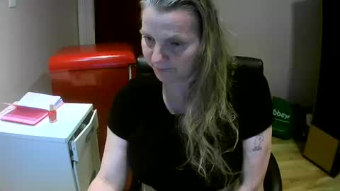 chealsiek online show from October 15, 7:14 pm