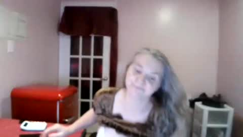 chealsiek online show from November 22, 12:42 am