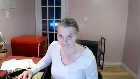 chealsiek online show from November 23, 12:54 am