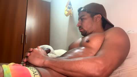 checar14 online show from July 28, 3:21 pm