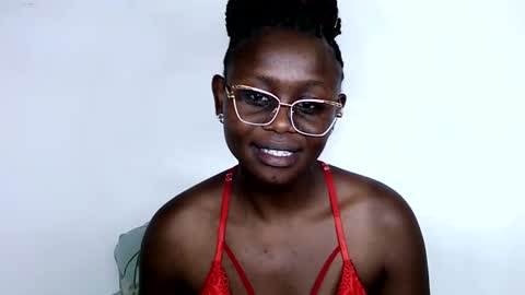 Snapshot of cheeky_charms chatting on October 18, 3:57 pm cheeky_charms online show from October 18, 3:57 pm