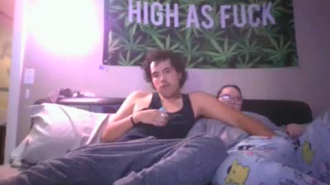 cheekychick420 online show from September 23, 9:07 pm