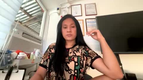 Snapshot of cheekyy05 chatting on March 29, 9:09 am cheekyy05 online show from March 29, 9:09 am