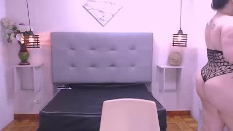 cheelsea_ online show from December 5, 6:32 am