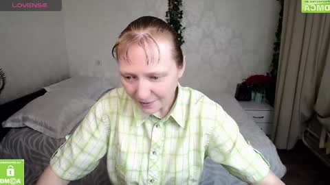 cheerful_madam1 online show from April 25, 1:41 pm