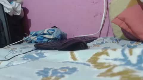 Snapshot of cheliafun chatting on April 18, 9:59 pm Cheila online show from April 18, 9:59 pm
