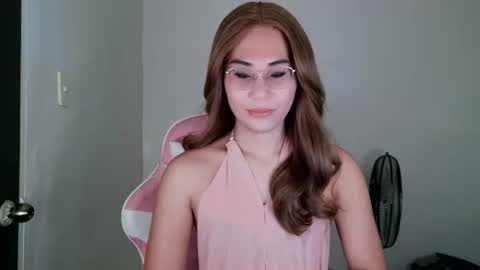 chelly4u69 online show from July 5, 1:01 am