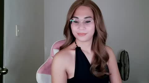 chelly4u69 online show from July 8, 10:20 am