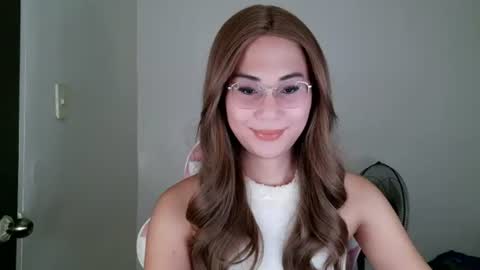 chelly4u69 online show from July 14, 2:05 am