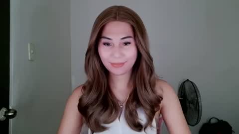 chelly4u69 online show from July 23, 12:02 am