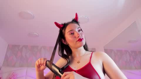 Snapshot of chelsea_bolton_ chatting on December 22, 3:55 pm chelsea_bolton_ online show from December 22, 3:55 pm