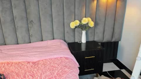 chelsea_bolton_ online show from November 19, 12:27 pm